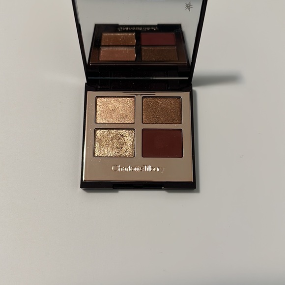 Rare Charlotte Tilbury Fire Rose eyeshadow quad. - Picture 7 of 8